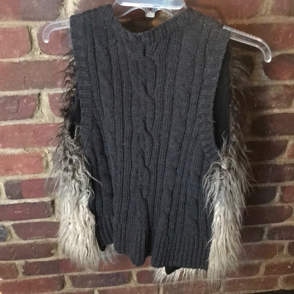Jessica Simpson vest - Picture 3 of 4